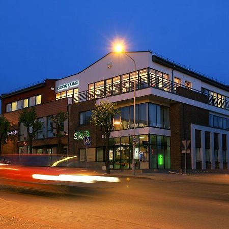Hotel Sinchronas Telsiai Bagian luar foto